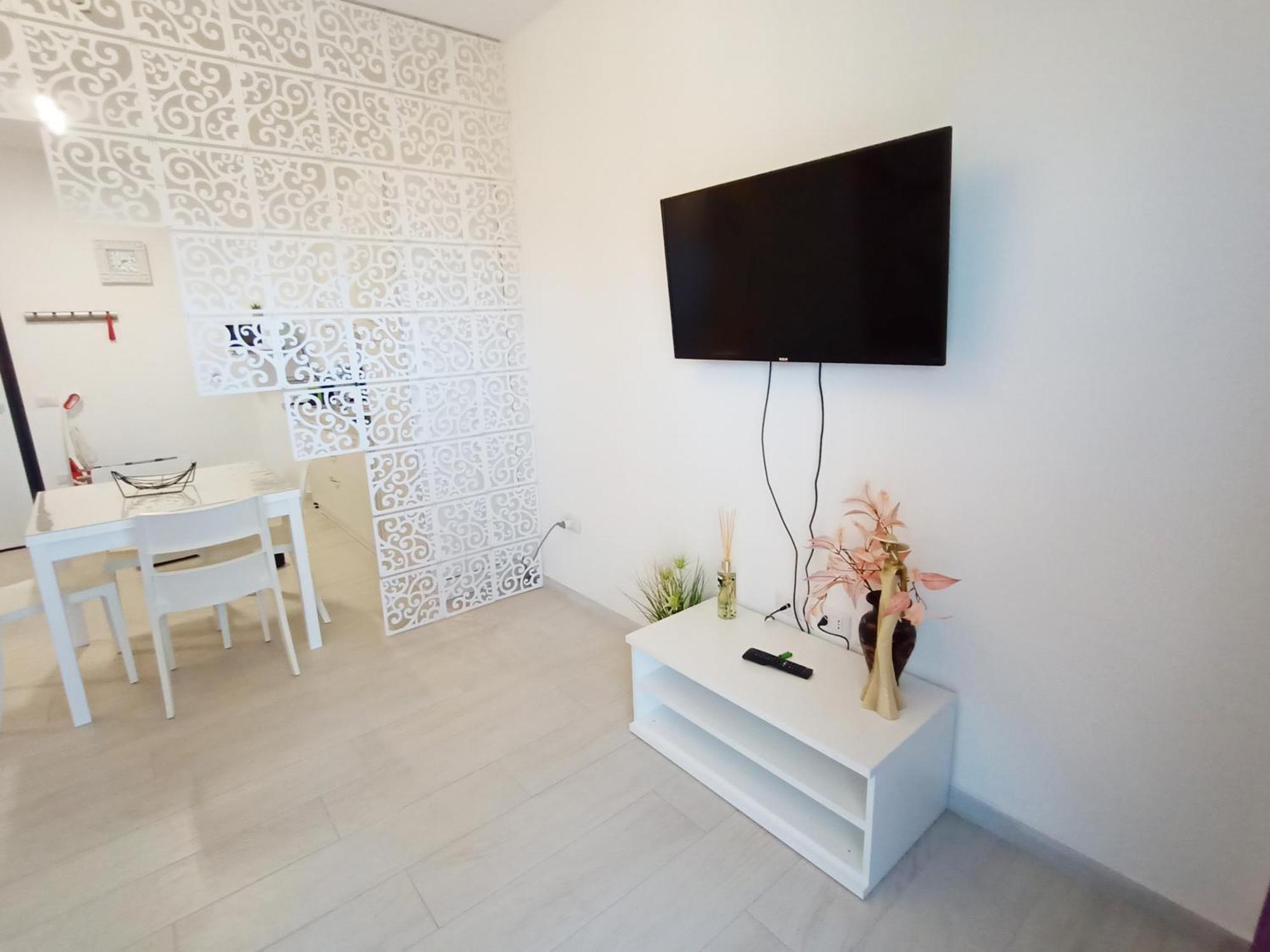דירות לה מדלנה Casa Dei Fiori Blu מראה חיצוני תמונה