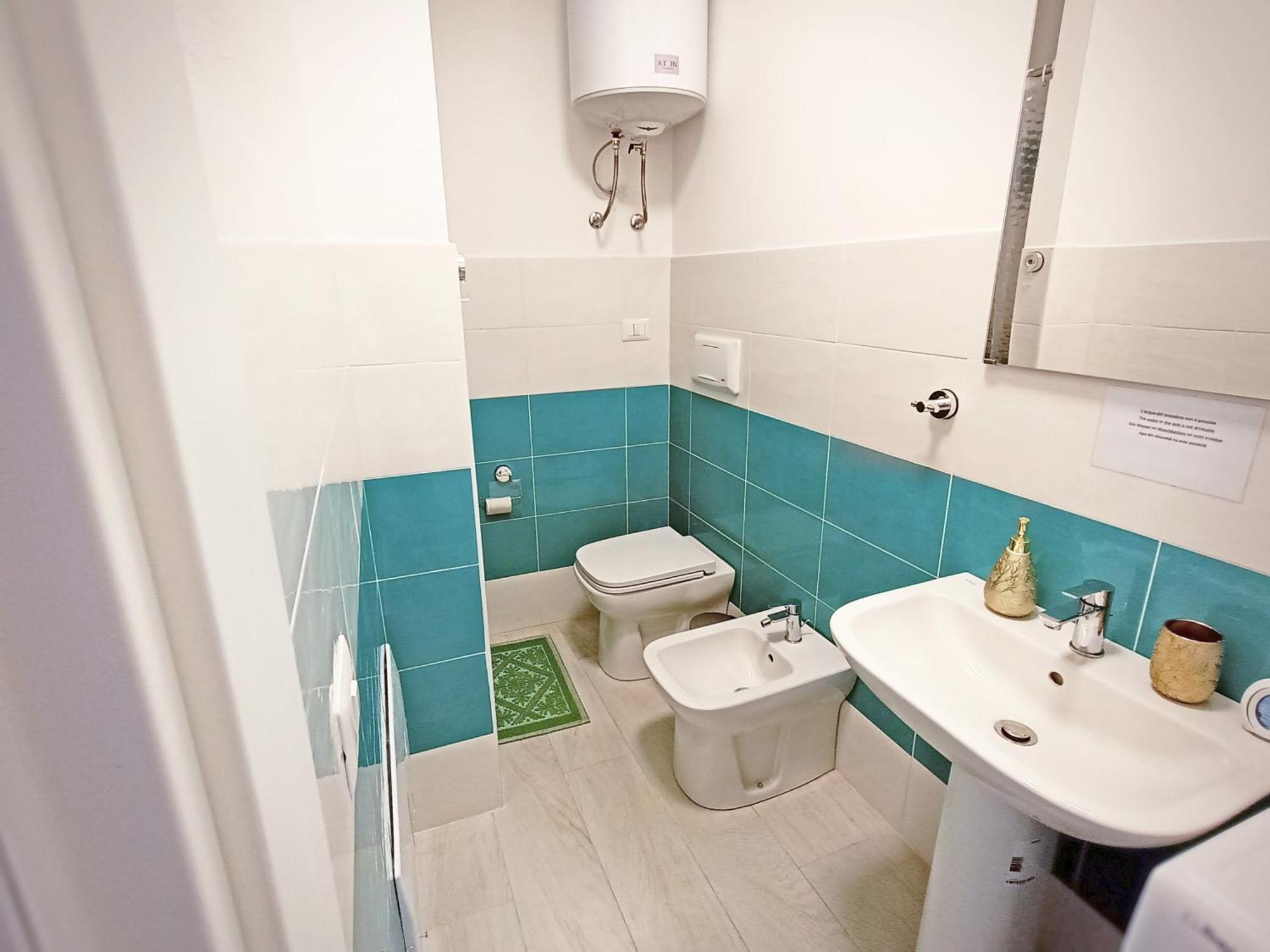 דירות לה מדלנה Casa Dei Fiori Blu מראה חיצוני תמונה